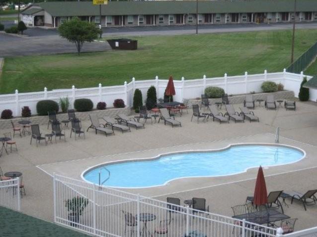Pine View Resort Monticello Rum bild